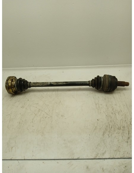 Recambio de transmision trasera derecha para bmw serie 3 berlina (e46) referencia OEM IAM 33217518432  