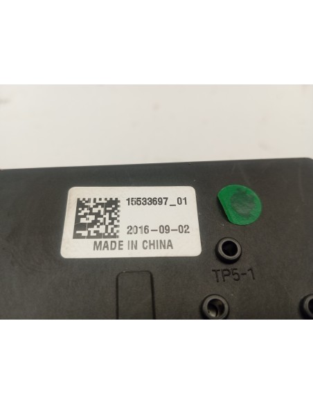 Recambio de caja reles / fusibles para opel astra k lim. 5türig dynamic referencia OEM IAM 15533697  