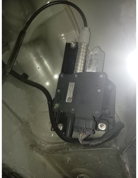 Recambio de freno mano electrico para opel insignia berlina cosmo referencia OEM IAM 20917024  