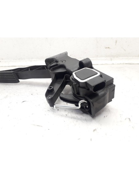 Recambio de potenciometro pedal para mercedes-benz clase a (w169) 2.0 cat referencia OEM IAM A1693000104  