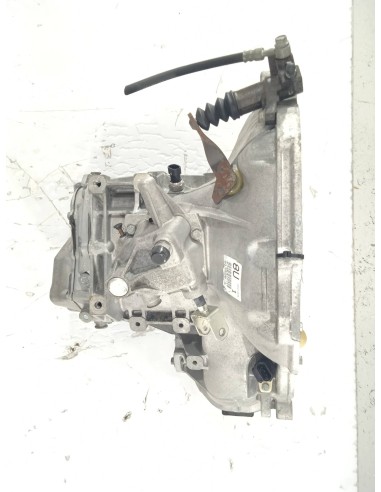 Recambio de caja cambios para chevrolet aveo 1.4 cat referencia OEM IAM BSW3944  