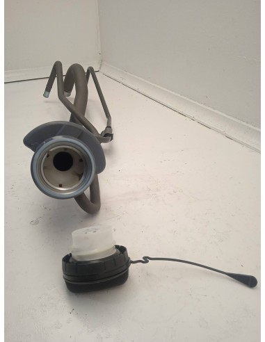 Recambio de boca llenado combustible para toyota yaris gr 2021 referencia OEM IAM 7720152570  