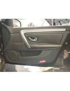 Recambio de guarnecido puerta delantera derecha para renault laguna iii expression referencia OEM IAM 809006165R  