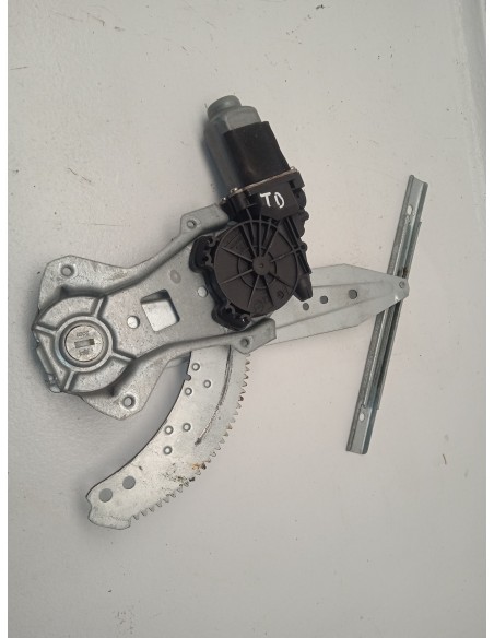 Recambio de elevalunas trasero derecho para nissan note (e11e) acenta referencia OEM IAM 400929A  