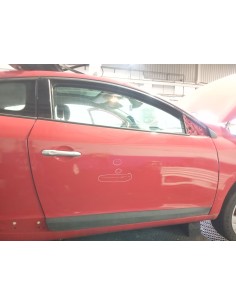 Recambio de puerta delantera derecha para renault megane iii coupe dynamique referencia OEM IAM 801005996R  