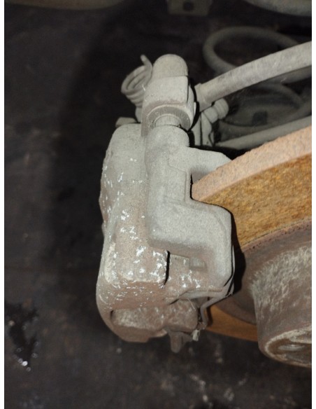 Recambio de pinza de freno trasera derecha para renault laguna iii expression referencia OEM IAM 440019184R  