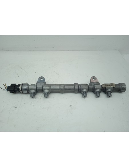 Recambio de rampa inyectora para citroën nemo furgón referencia OEM IAM 0445214364  