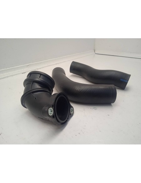 Recambio de tuberia para toyota yaris gr 2021 referencia OEM IAM 1727418010  
