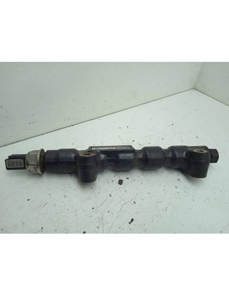 Recambio de rampa inyectora para ford fiesta (cbk) 1.4 tdci cat referencia OEM IAM 9654592680  