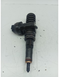 Recambio de inyector para volkswagen passat berlina (3b3) advance referencia OEM IAM 038130073BA  