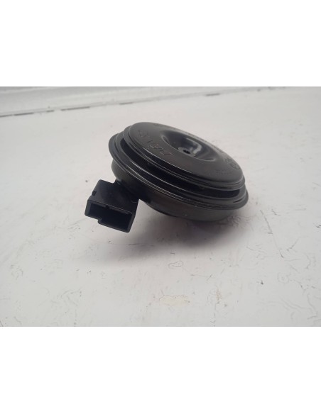 Recambio de claxon para toyota yaris gr 2021 referencia OEM IAM 9011908C83  