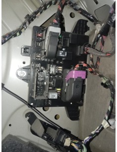 Recambio de modulo electronico para opel astra j sports tourer cosmo referencia OEM IAM 13343950  