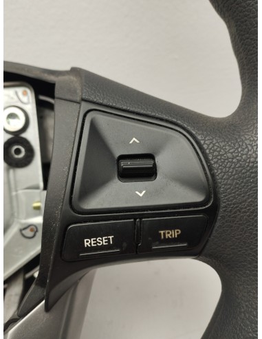 Recambio de volante para kia rio drive referencia OEM IAM 561301W000  