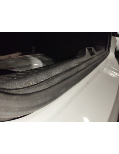 Recambio de gomas contorno puerta para renault clio iv expression referencia OEM IAM 908306186R MALETERO 