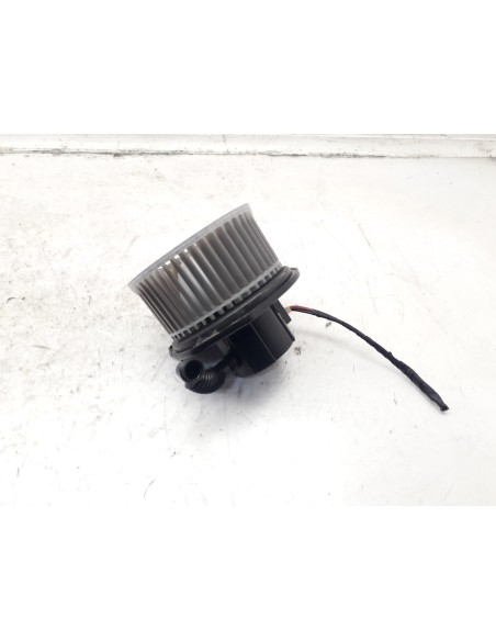 Recambio de motor calefaccion para chevrolet aveo 1.4 cat referencia OEM IAM 4051026LHD  