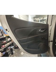 Recambio de guarnecido puerta trasera izquierda para renault clio iv expression referencia OEM IAM 829A16170R  