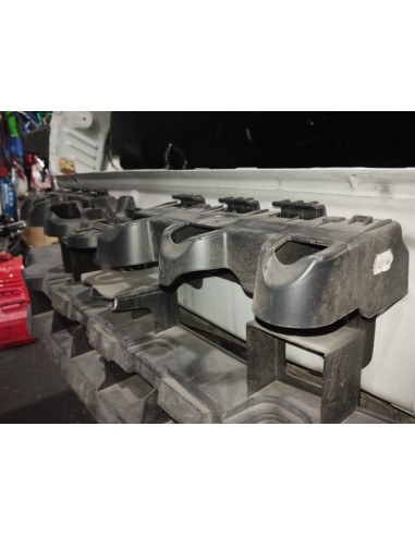 Recambio de plastico para renault clio iv expression referencia OEM IAM 850424459R  