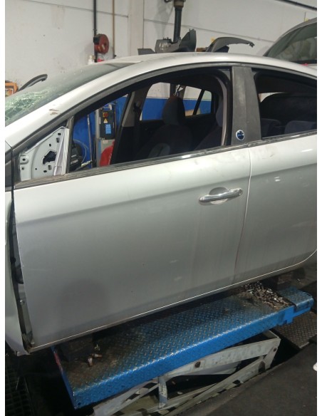 Recambio de puerta delantera izquierda para fiat bravo ii (198_) 1.6 d multijet (198axh1b) referencia OEM IAM 51751247  