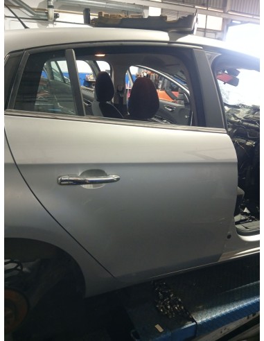 Recambio de puerta trasera derecha para fiat bravo ii (198_) 1.6 d multijet (198axh1b) referencia OEM IAM 51839095  