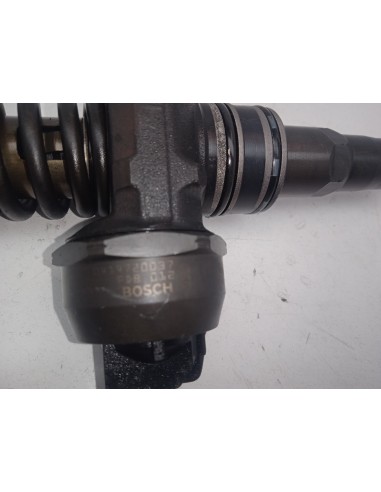 Recambio de inyector para volkswagen passat berlina (3b3) edition referencia OEM IAM 038130073AJ  
