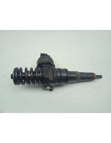 Recambio de inyector para volkswagen passat berlina (3b3) edition referencia OEM IAM 038130073AJ  