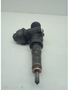 Recambio de inyector para volkswagen passat berlina (3b3) edition referencia OEM IAM 038130073AJ   2