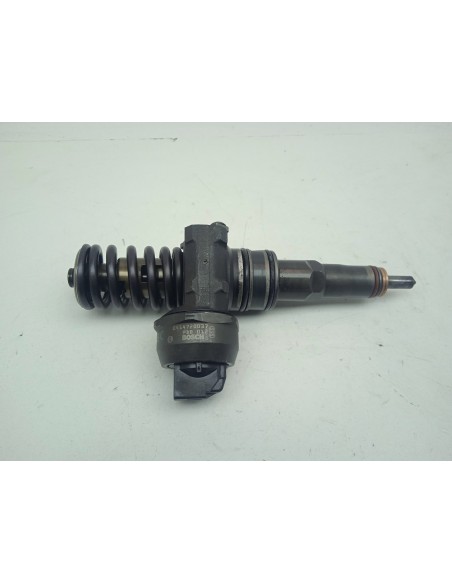 Recambio de inyector para volkswagen passat berlina (3b3) edition referencia OEM IAM 038130073AJ  