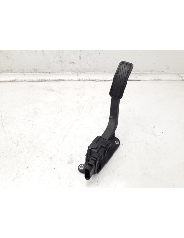 Recambio de potenciometro pedal para ford fiesta (cb1) 1.25 16v cat referencia OEM IAM 8V219F836AA  
