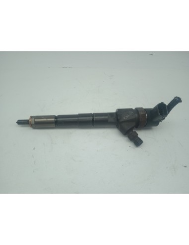 Recambio de inyector para opel insignia berlina cosmo referencia OEM IAM 0445110327  