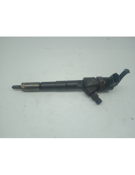 Recambio de inyector para opel insignia berlina cosmo referencia OEM IAM 0445110327  