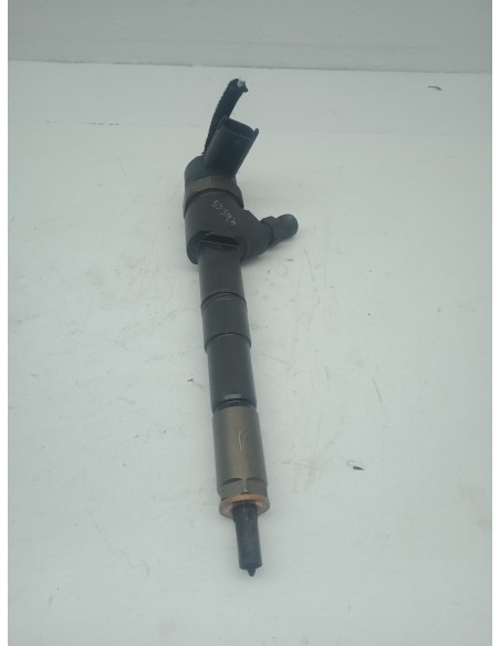 Recambio de inyector para opel insignia berlina cosmo referencia OEM IAM 0445110327  