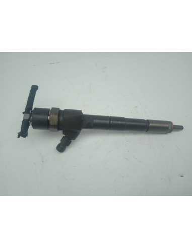 Recambio de inyector para opel insignia berlina cosmo referencia OEM IAM 0445110327  