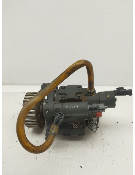 Recambio de bomba inyeccion para renault megane iii berlina 5 p dynamique referencia OEM IAM 8200821184  