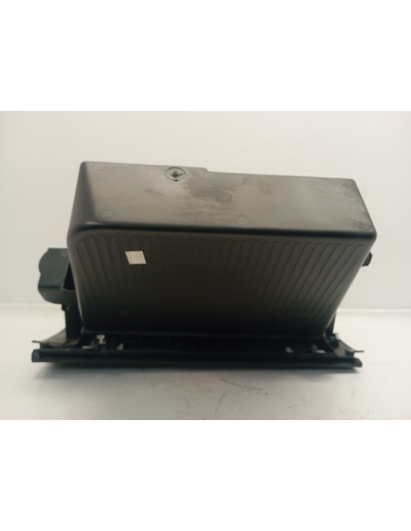 Recambio de guantera para peugeot 308 gt pack referencia OEM IAM 9677995177  