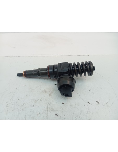 Recambio de inyector para audi a4 berlina (8e) 1.9 tdi (96kw) referencia OEM IAM 038130079AN  