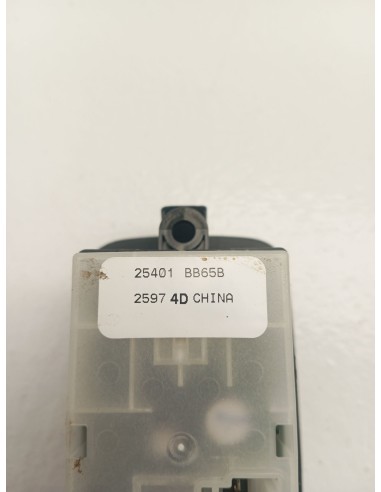 Recambio de mando elevalunas delantero izquierdo para nissan qashqai i (j10, nj10) 2.0 dci referencia OEM IAM 25401BB65B  