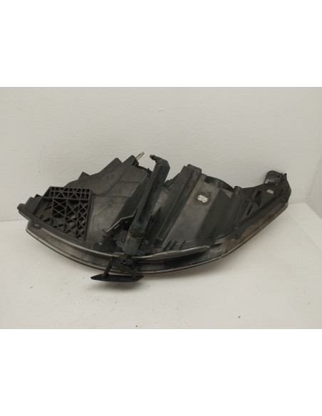 Recambio de faro derecho para citroën c4 berlina vtn@v referencia OEM IAM 9684382280  