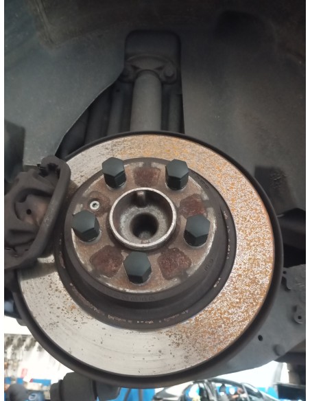 Recambio de mangueta trasera derecha para opel astra j lim. 2.0 16v cdti referencia OEM IAM 1681955780  