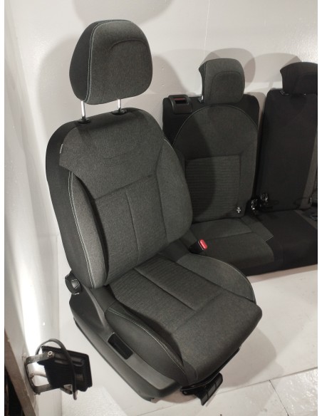 Recambio de juego asientos completo para citroën c4 lim. feel edition referencia OEM IAM   