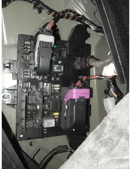 Recambio de modulo electronico para opel astra j lim. 2.0 16v cdti referencia OEM IAM 13302300  
