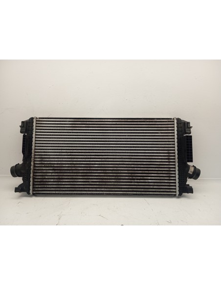 Recambio de intercooler para opel astra j lim. 2.0 16v cdti referencia OEM IAM 13267647  