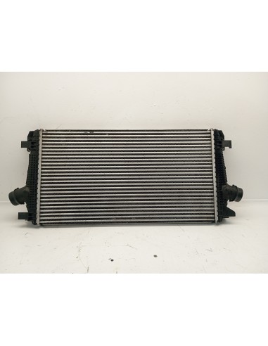 Recambio de intercooler para opel astra j lim. 2.0 16v cdti referencia OEM IAM 13267647  