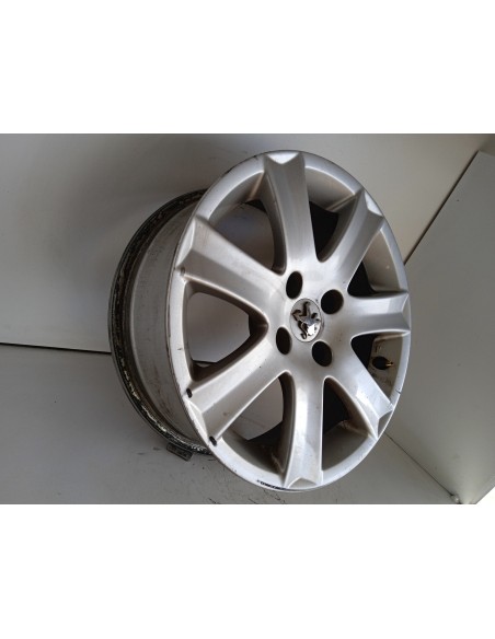 Recambio de llanta para peugeot 207 premium referencia OEM IAM 04322X  