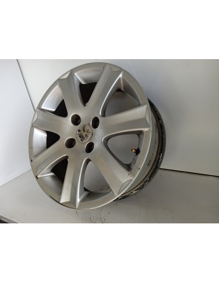 Recambio de llanta para peugeot 207 premium referencia OEM IAM 04322X  