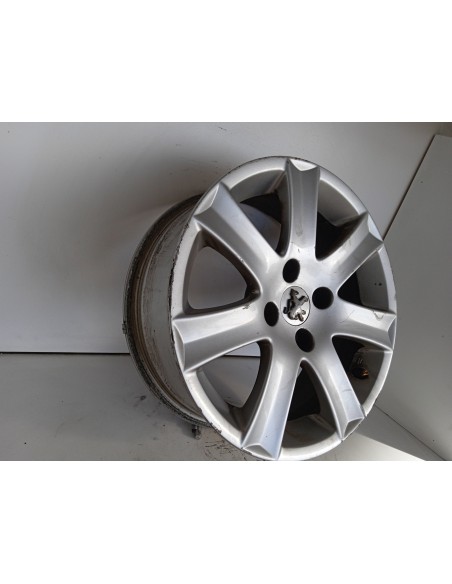 Recambio de llanta para peugeot 207 xs pack referencia OEM IAM 04322X  