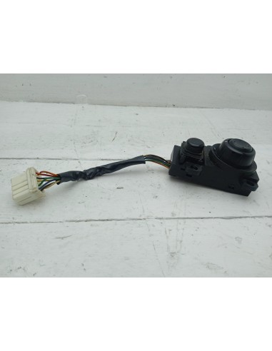 Recambio de mando retrovisor para ssangyong rodius xdi premium referencia OEM IAM 8530021001  
