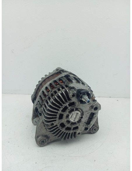 Recambio de alternador para nissan note (e11e) 1.6 16v cat referencia OEM IAM 23100BC400  