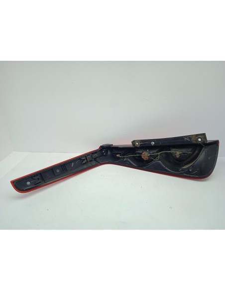 Recambio de piloto trasero derecho para nissan note (e11e) 1.6 16v cat referencia OEM IAM 22016752  