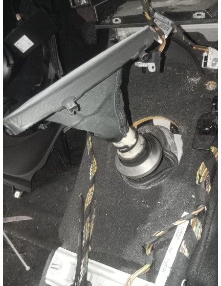 Recambio de palanca cambio para bmw serie 1 coupe (e82) 120d referencia OEM IAM REF?  