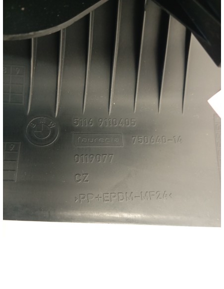 Recambio de apoyabrazos central para bmw serie 1 coupe (e82) 120d referencia OEM IAM 51169110405  